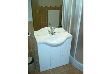 Hungrie Privát Bogács, Extérieur